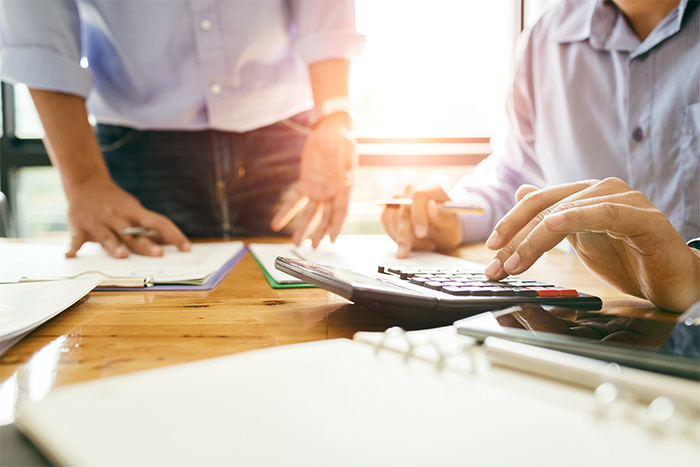 Vente de fond de commerce à proximité de Saint-Étienne Gest & Pat vous propose un accompagnement sur-mesure lors de la création de votre entreprise et la vente de votre fond de commerce en vous prodiguant des conseils éclairés concernant les procédures à suivre.